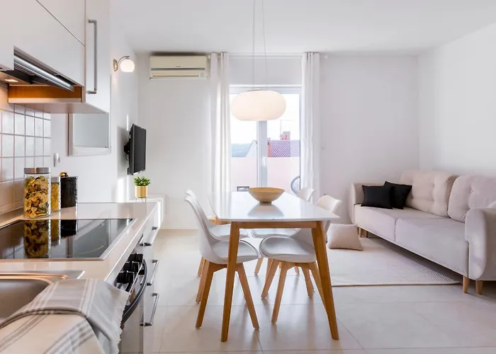 Sunny Aurora Apartment Pula